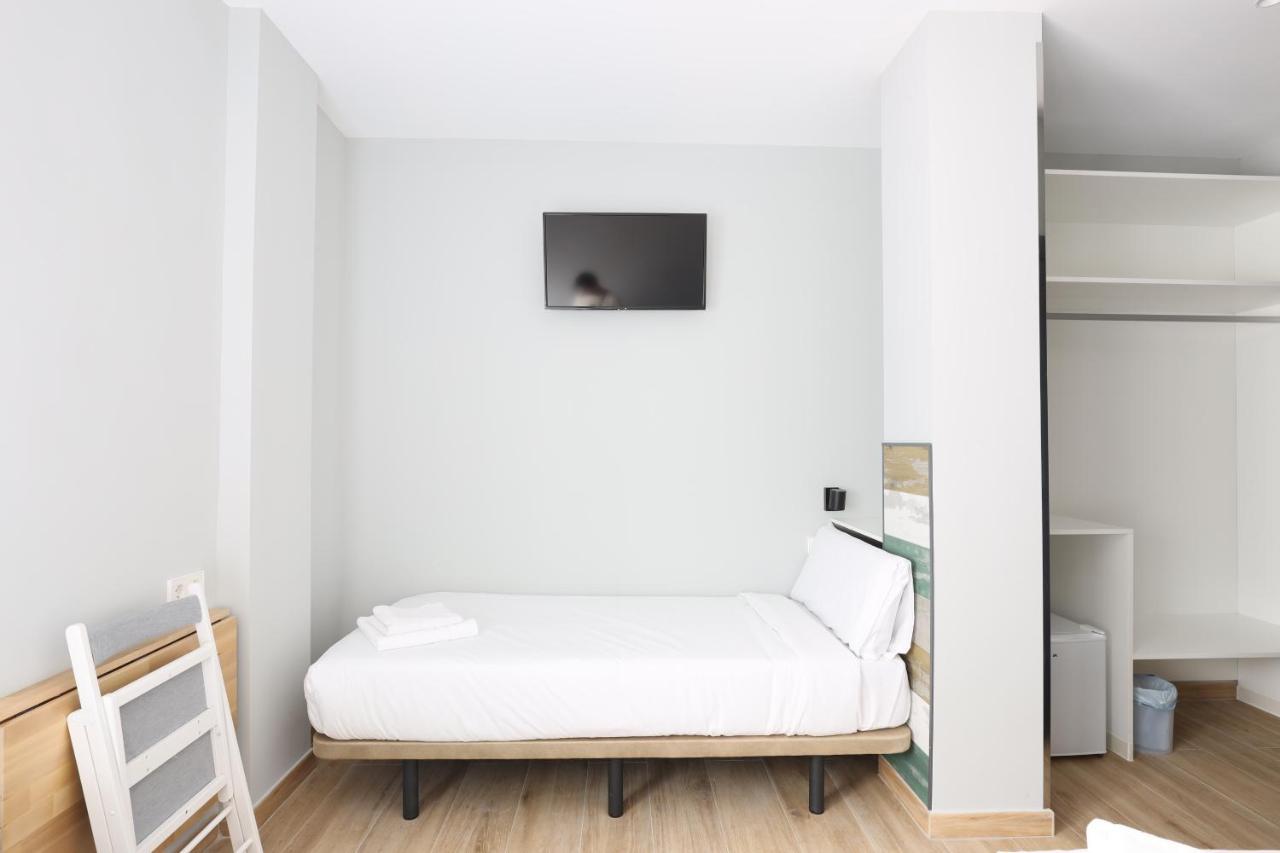 Hey Rooms Cerdanyola del Vallès Kültér fotó